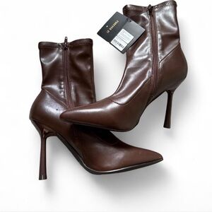 Forever 21 Chocolate Brown Heeled Boots